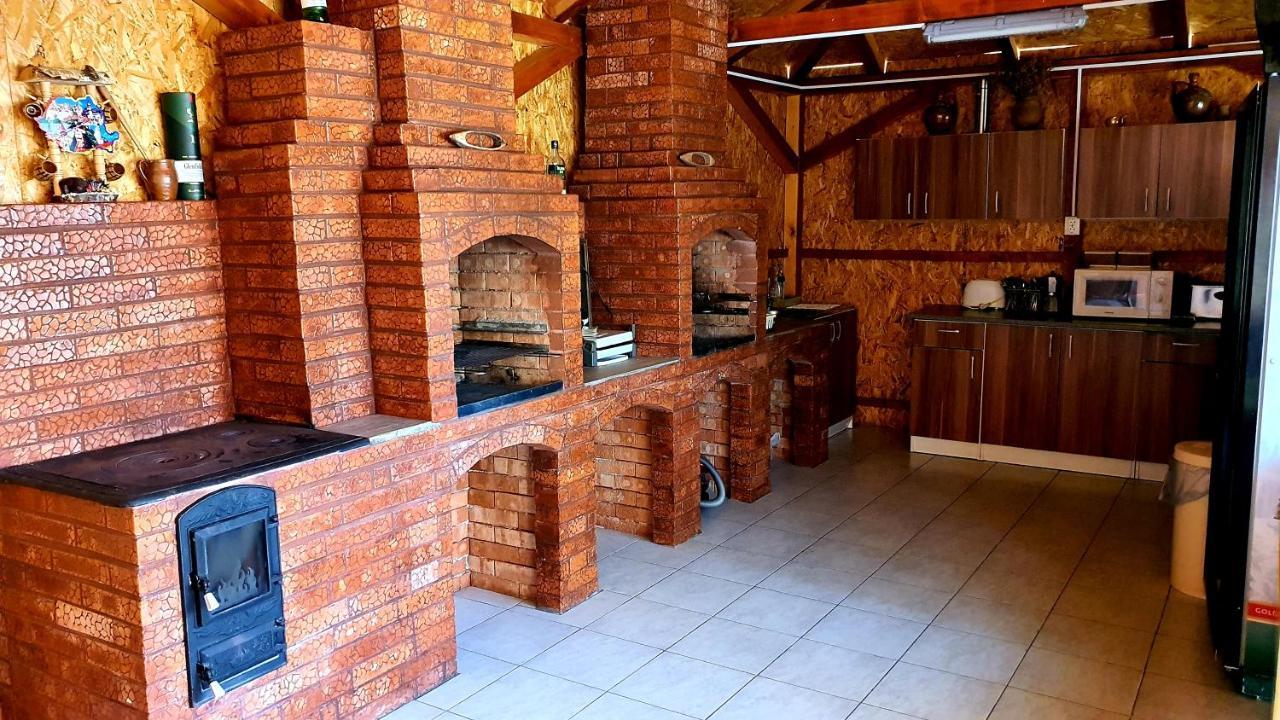 Hotel La Podul Gornii Gornea Exteriér fotografie